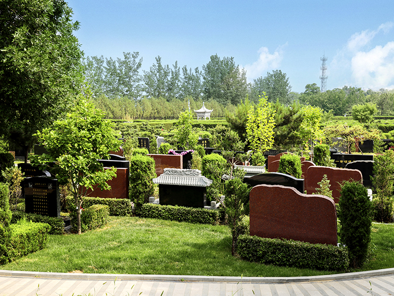 北京有花坛葬的陵园吗？都有哪些推荐