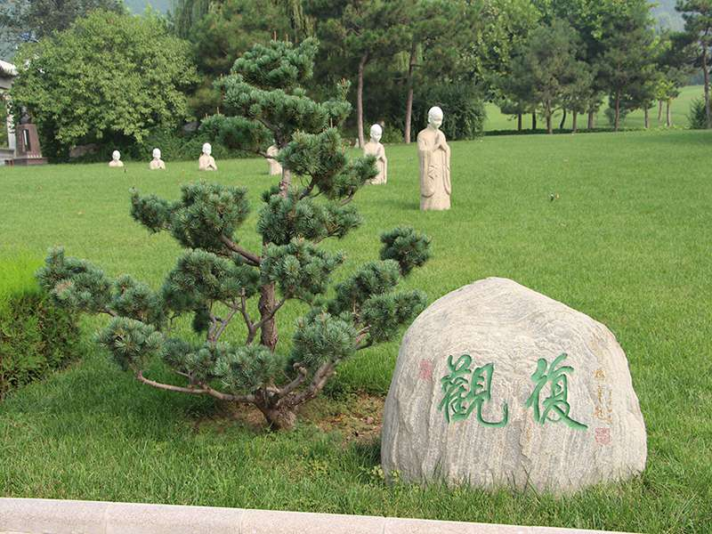 北京草坪葬价格怎么样？北京高性价比草坪葬陵园介绍